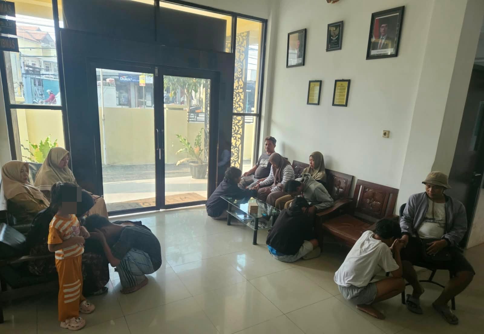 Hendak Tawuran Antarkelompok Remaja di Wonokerto, Empat Remaja Diamankan Warga dan Diserahkan ke Polsek Wiradesa