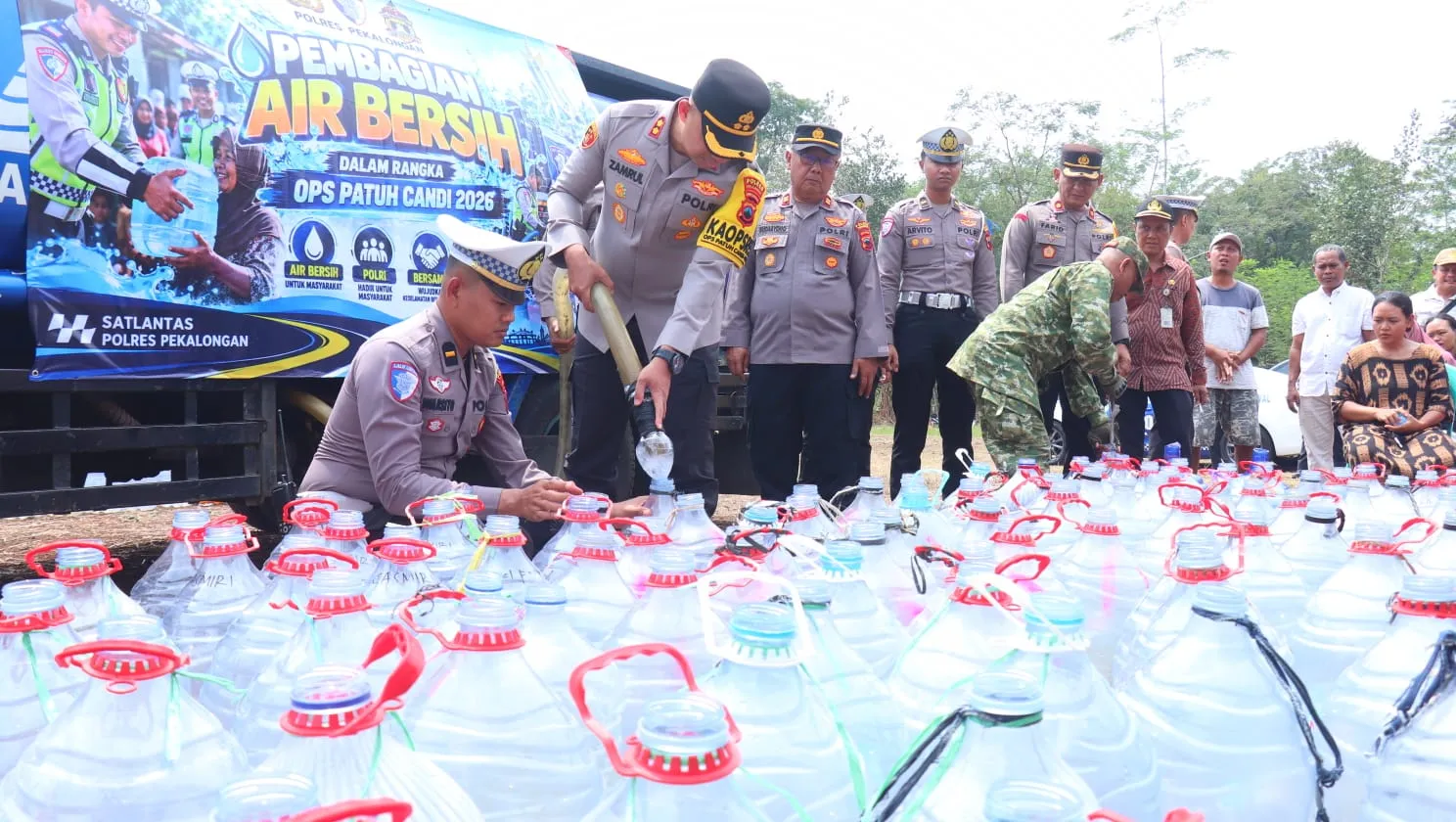 Operasi Patuh Candi 2026, Polres Pekalongan Salurkan 18 Ribu Liter Air Bersih