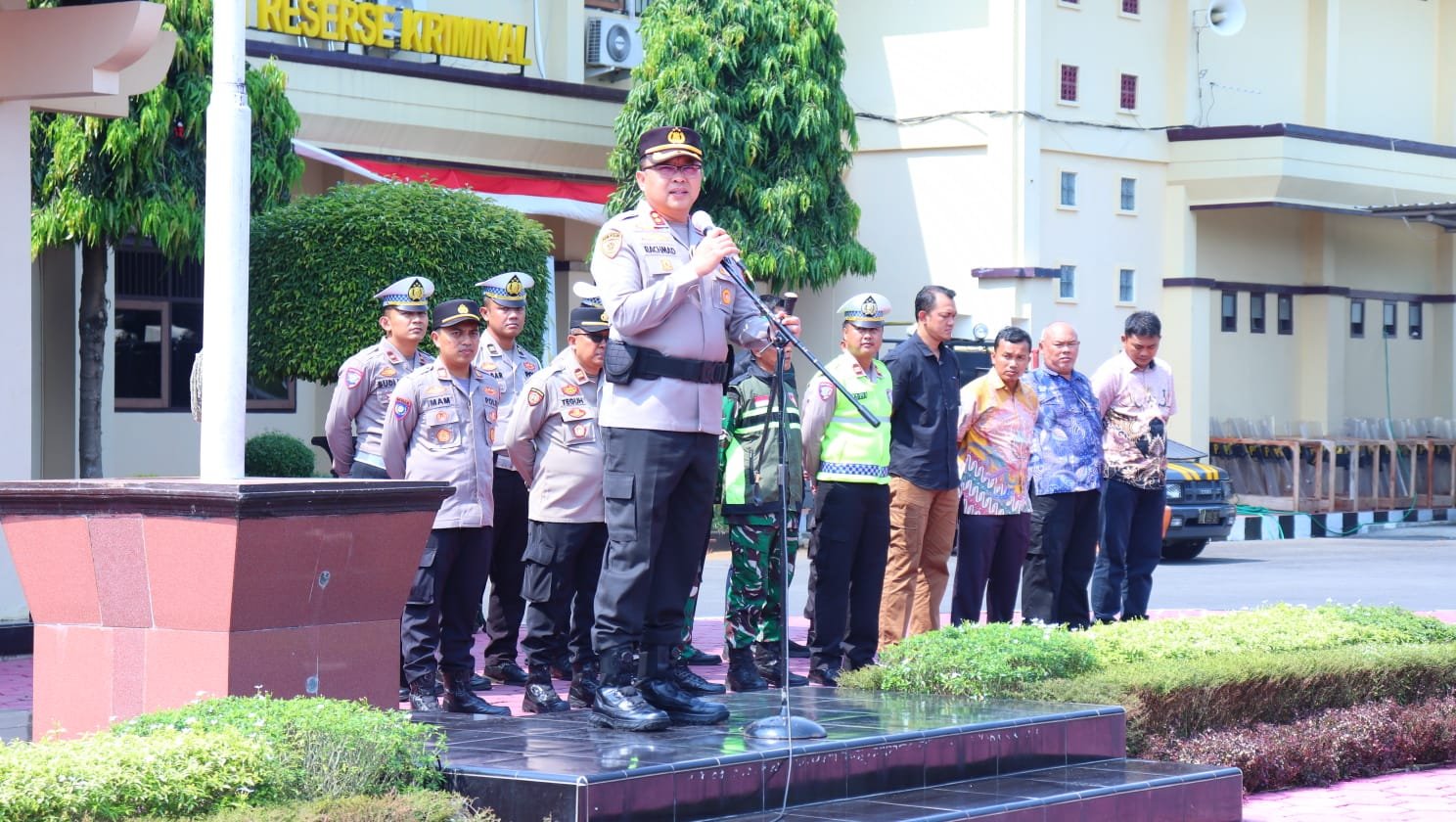 Polres Pekalongan Siagakan 326 Personel Amankan Aksi Damai FORLINDO JAYA, Kapolres Tekankan Pengamanan Humanis dan Profesional